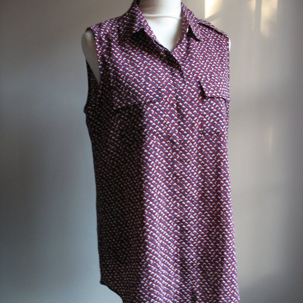 Banana Republic blue burgundy dotted blouse shirt sleeveless print small wine